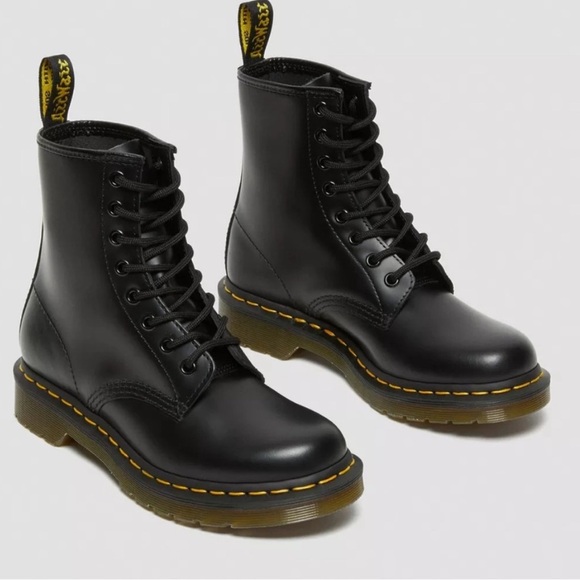 NWOB Dr. Martens 1460 Smooth Leather Lace Up Boots Black with Yellow Accents - Picture 13 of 16